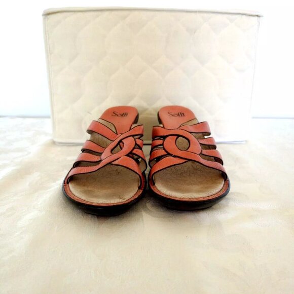 Womens SOFFT Leather Flats Sandals Shoes 10 M Coral Salmon Orange Black Slip On - Picture 3 of 13